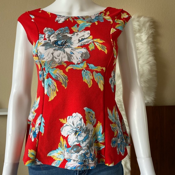 High Low red Floral Blouse - Picture 1 of 3